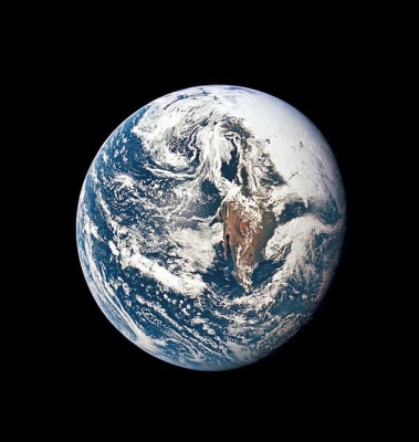 1024px-Earth_from_Apollo_10